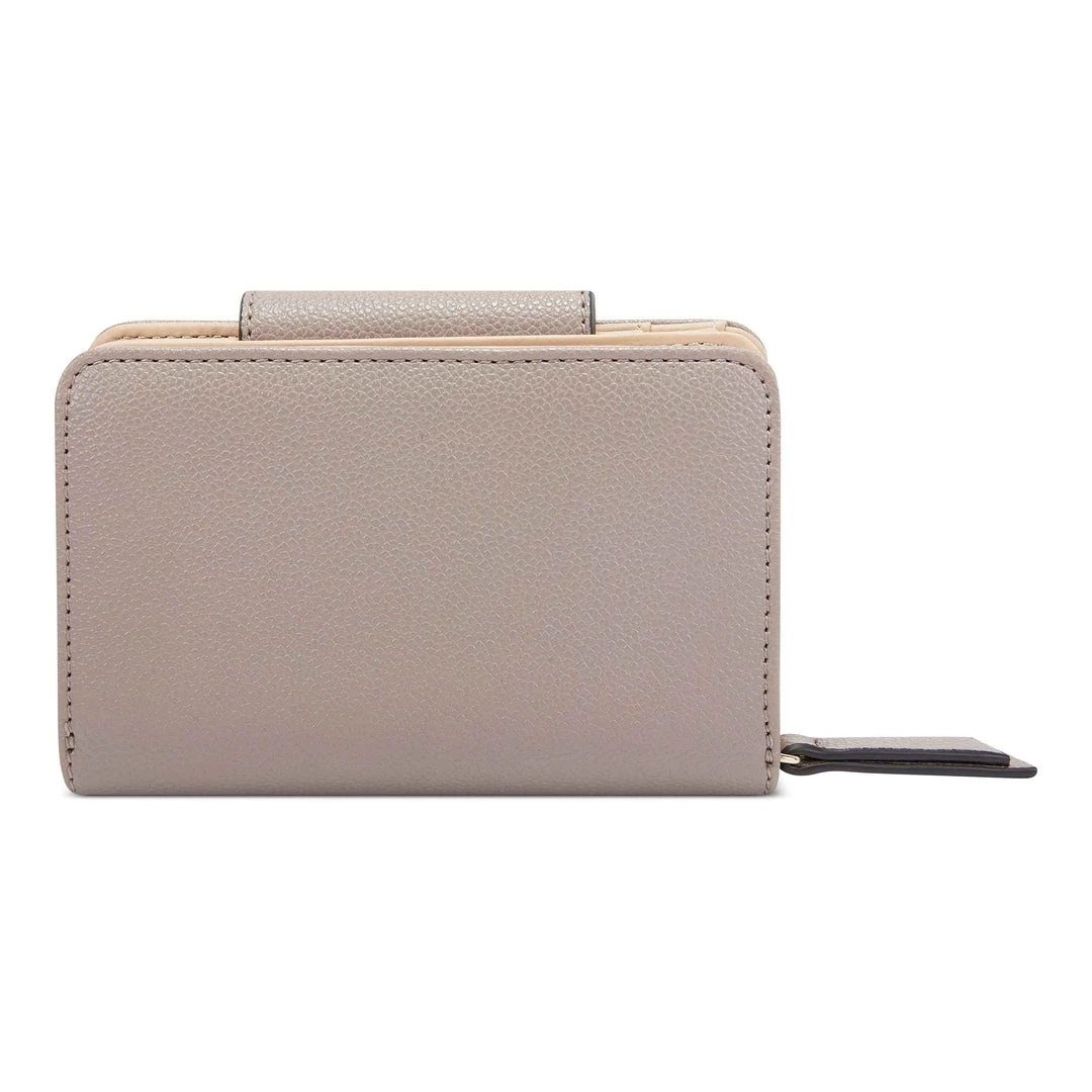 Nine West Handbags Lawson Slg French Wallet Nine West Handbags Lawson Slg French Wallet