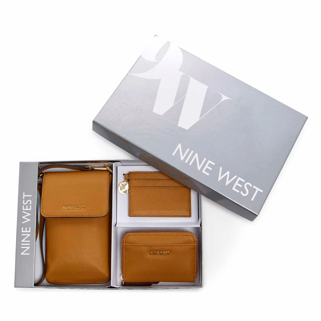 Nine West Handbags Azalea 3 Piece Box Set Nine West Handbags Azalea 3 Piece Box Set