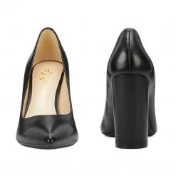 Nine West Astoria 9x9 Pumps