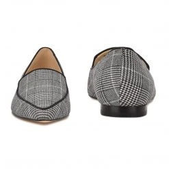 Nine West Abay Smoking Flats