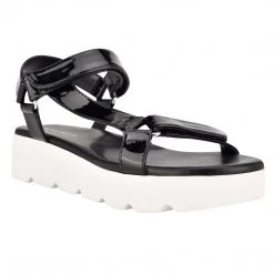 Nine West Bringly Flat Sandals