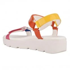 Nine West Bringly Flat Sandals