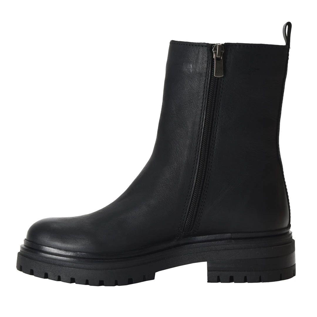 Nine West Canopy Lug Sole Boots 6 Nine West Canopy Lug Sole Boots