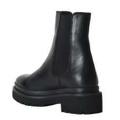 Nine West Cerra Chelsea Lug Sole Boots