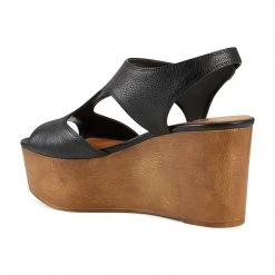 Nine West Edge Platform Sandals