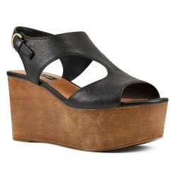 Nine West Edge Platform Sandals