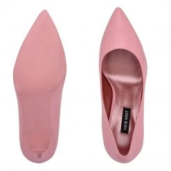 Nine West Y2K Revival Ezra Pointy Toe Pumps