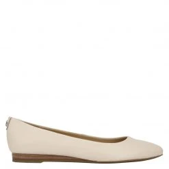 Nine West Ferdi 9x9 Pointy Toe Flats