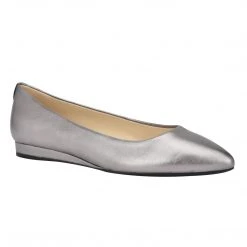 Nine West Metallic Mindset Ferdi 9x9 Pointy Toe Flats