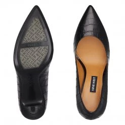 Nine West Fifth 9x9 Pointy Toe Pumps