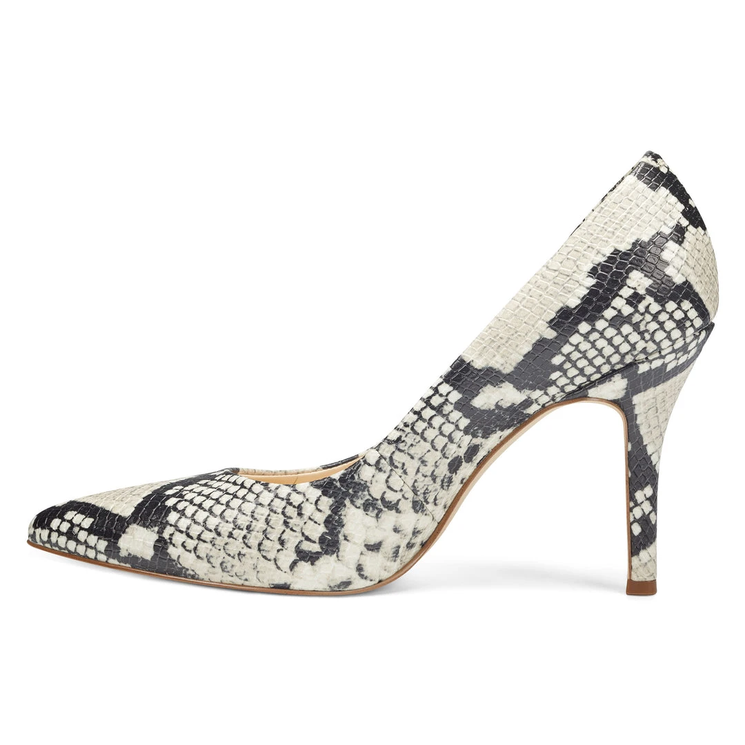 Nine West Heels Flax Pointy Toe Pumps 6 Nine West Heels Flax Pointy Toe Pumps