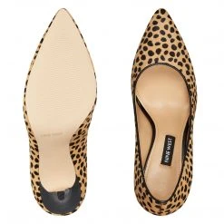 Nine West Heels Flax Pointy Toe Pumps 7 Nine West Heels Flax Pointy Toe Pumps