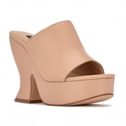 Nine West Y2K Revival Flower Platform Slide Sandals