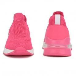 Nine West Foto Slip On Sneakers Y2K Revival