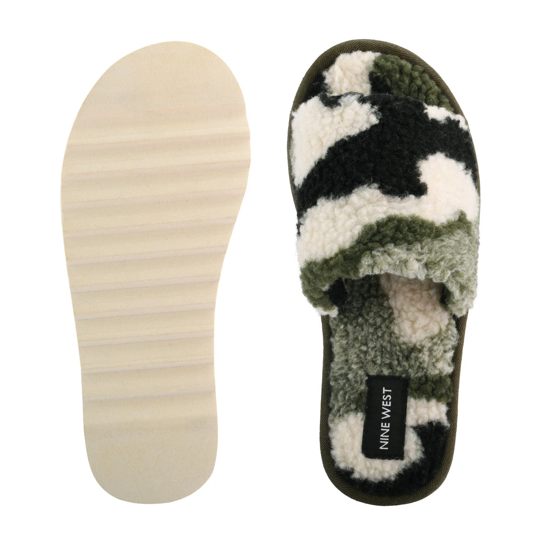 Nine West Mules & Slides Fuzzie Cozy Flat Slide Sandals 7 Nine West Mules & Slides Fuzzie Cozy Flat Slide Sandals