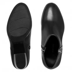 Nine West Niomi Round Toe Booties