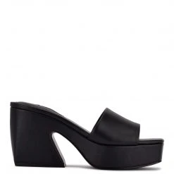 Nine West Y2K Revival Oklee Platform Slide Sandals