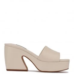 Nine West Y2K Revival Oklee Platform Slide Sandals