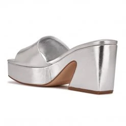Nine West Oklee Platform Slide Sandals Y2K Revival