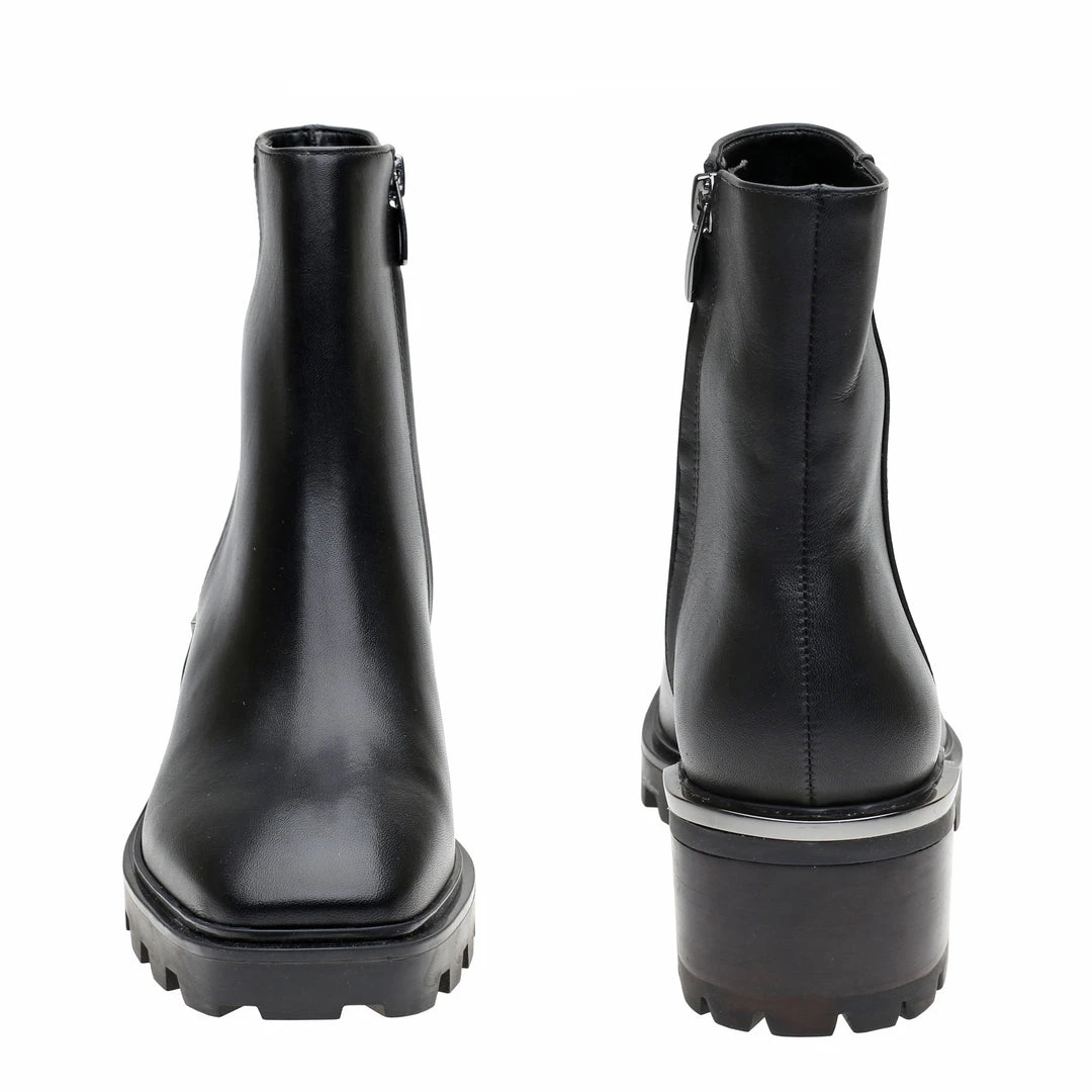 Nine West Remmie Lug Sole Booties Shoes 6 Nine West Remmie Lug Sole Booties Shoes