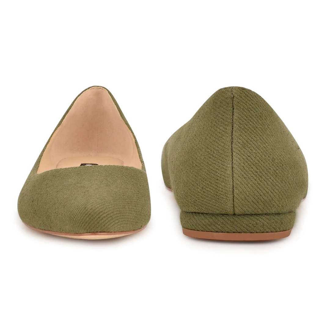 Nine West Speakup Almond Toe Flats 6 Nine West Speakup Almond Toe Flats