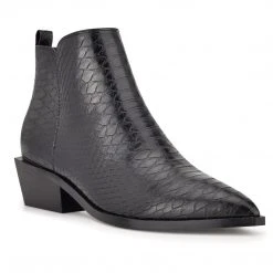 Nine West Yerly Pointy Toe Booties